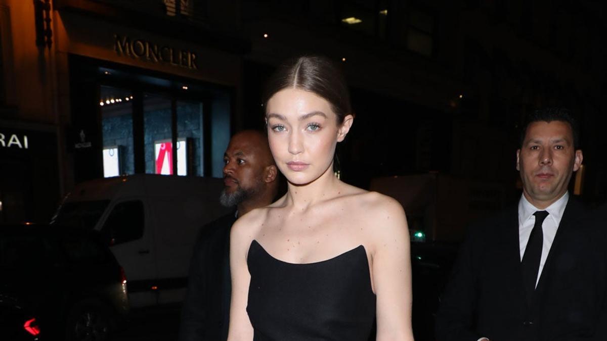 Gigi Hadid asistió a la presentación de Prada en París