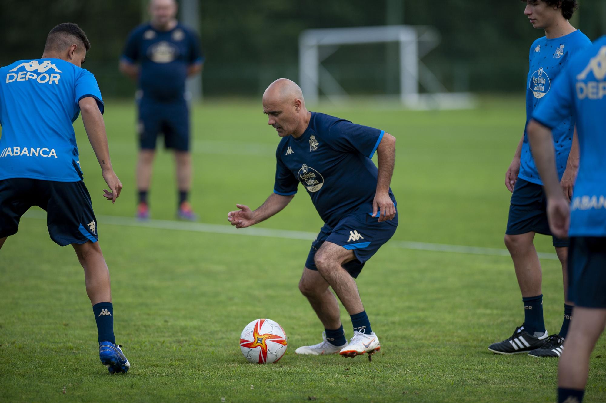 El Fabril inicia la pretemporada con su primer entrenamiento del curso 2022-23 en Abegondo