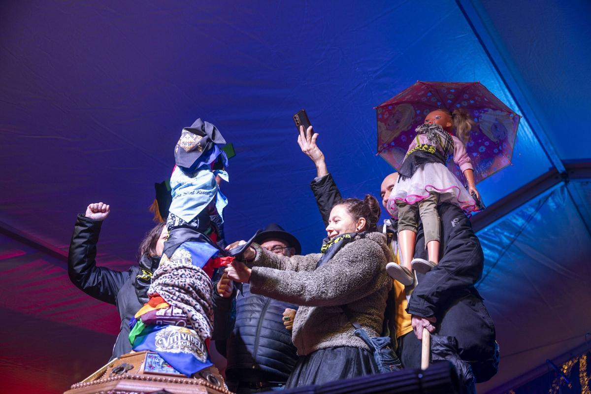 Nach Absage aller Events zu Sant Sebastià: So trotzten Bruderschaften und Anhänger des alternativen Stadtfests dem Regen