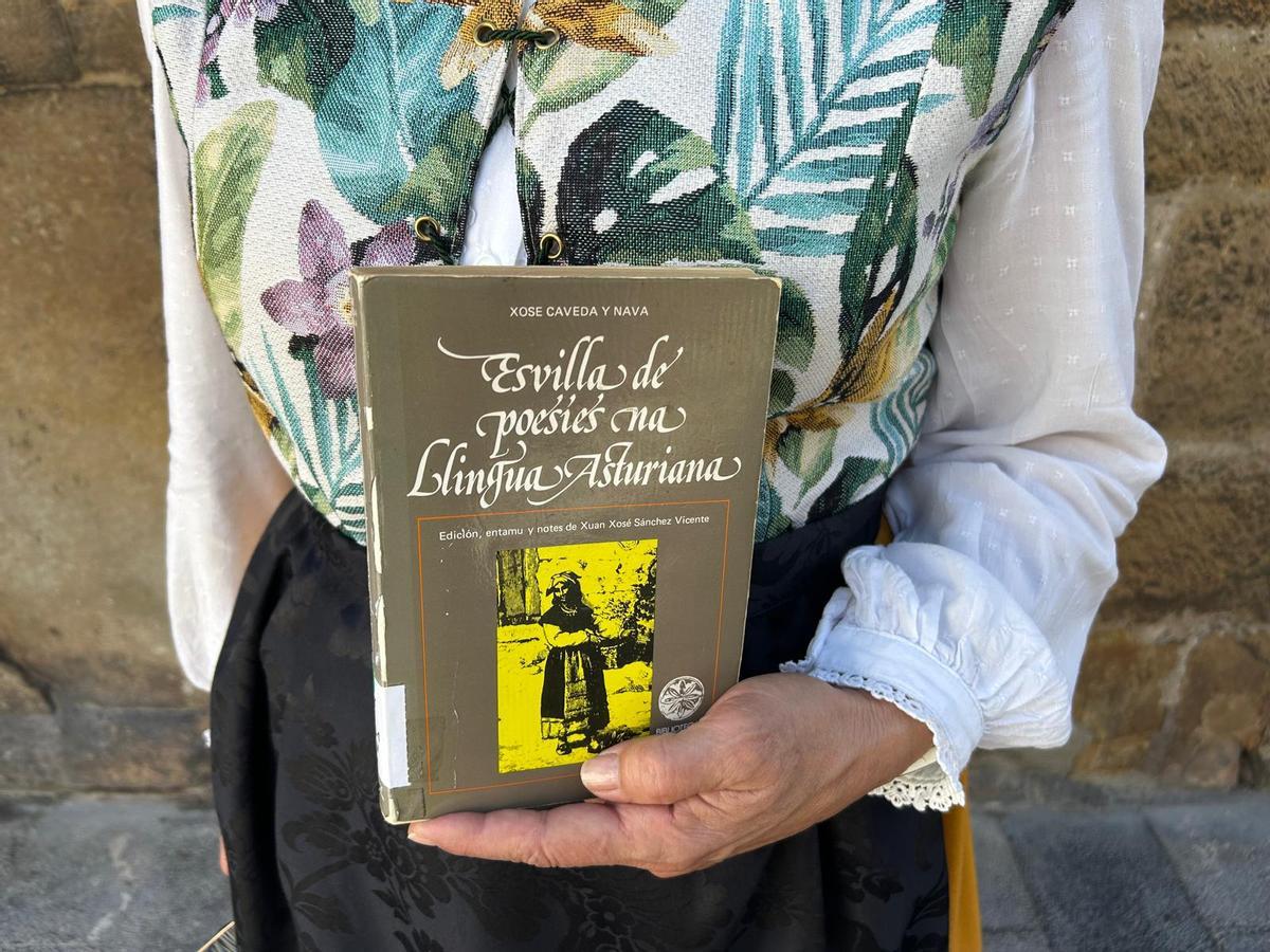 EN IMÁGENES: Homenaje en Villaviciosa a José Caveda y Nava