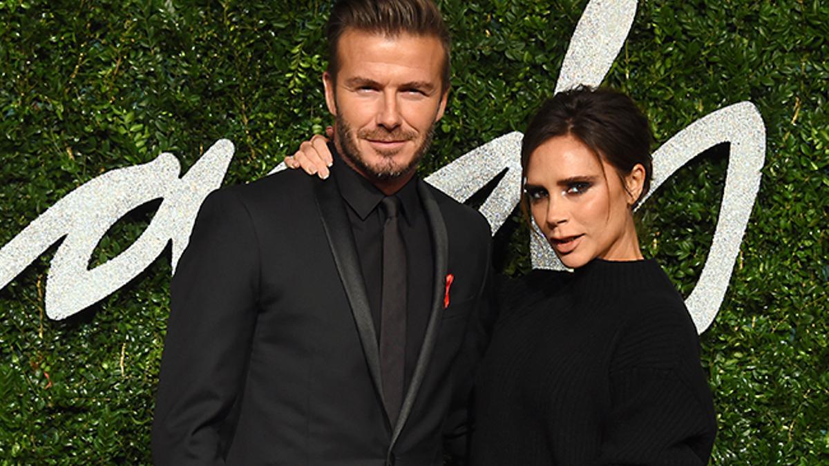 David Beckham y Victoria Beckham juntos en un evento de moda