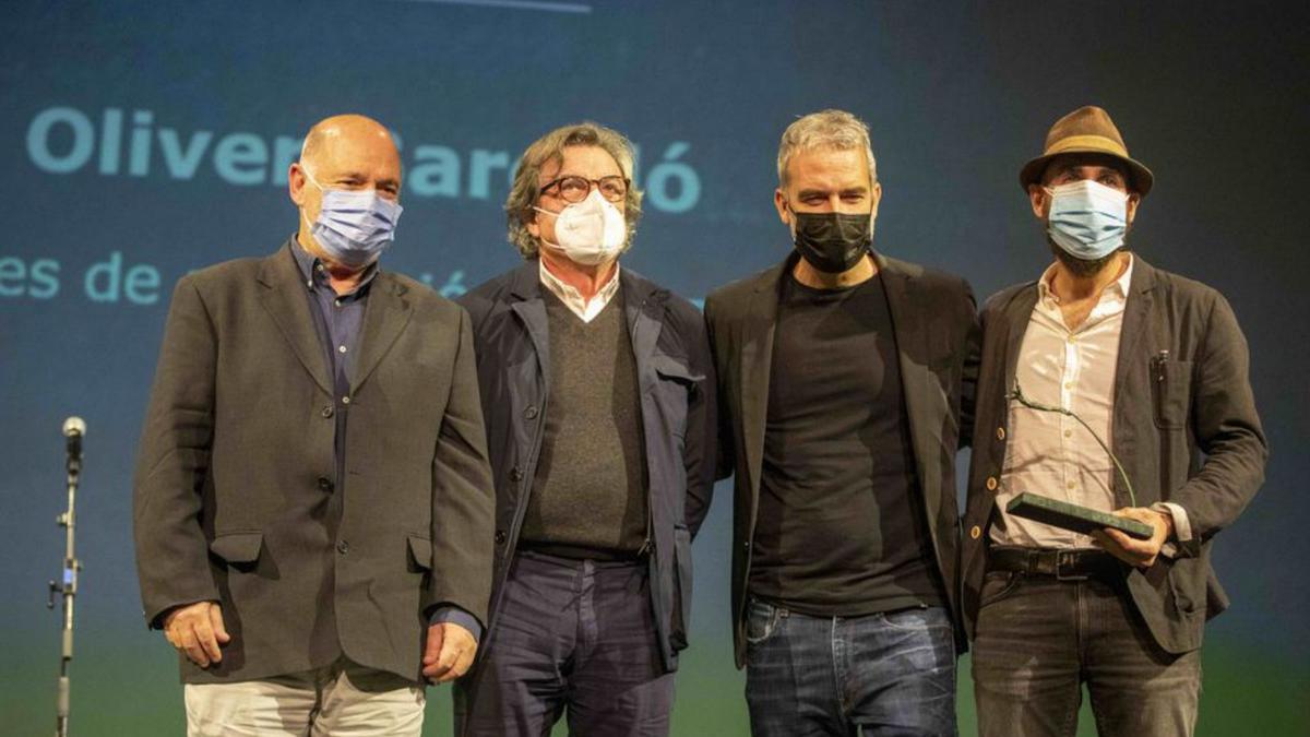 Carles Oliver (derecha) recibió el premio de arquitectura. | G.BOSCH