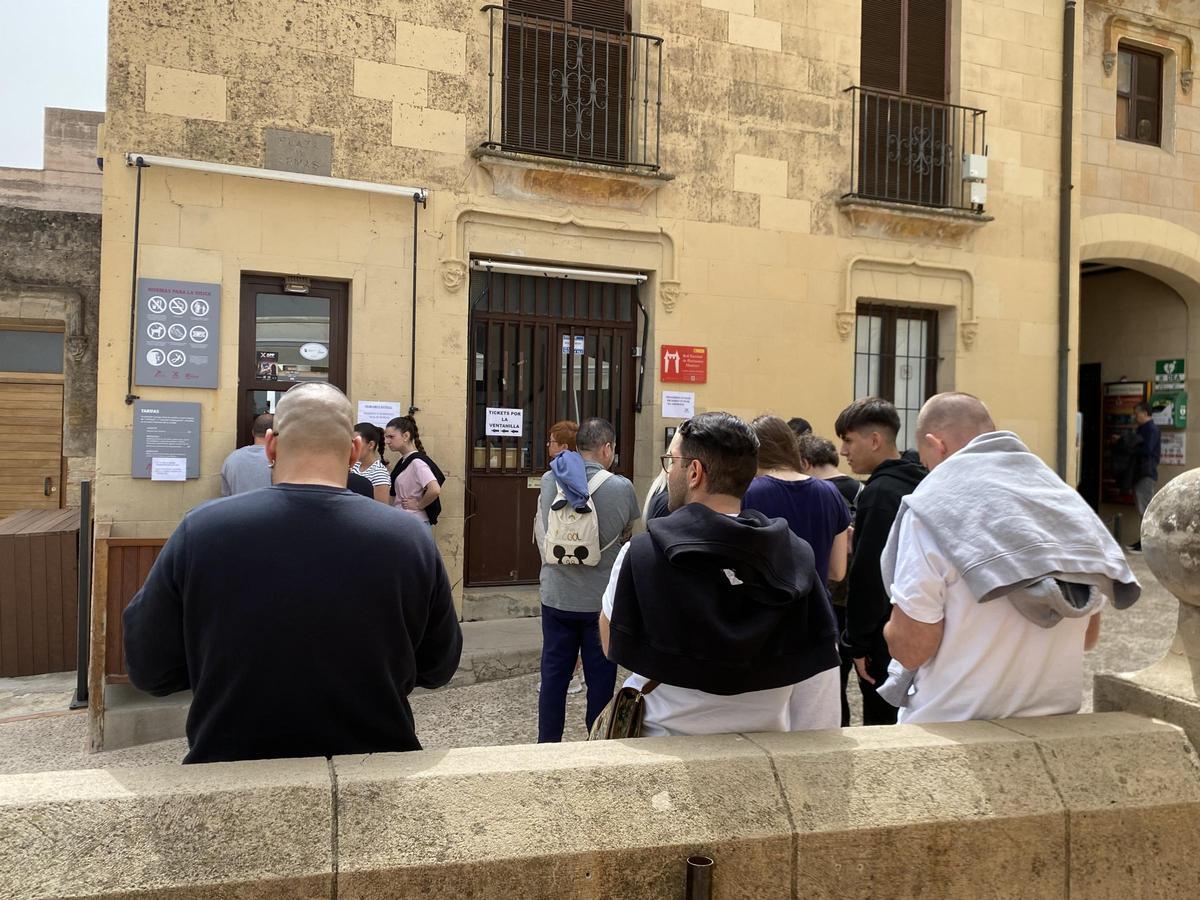 El Castell de Xàtiva ha registrado una importante afluencia de visitantes.