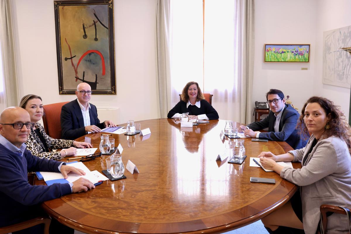 Francina Armengol, con el CEO de Air Europa