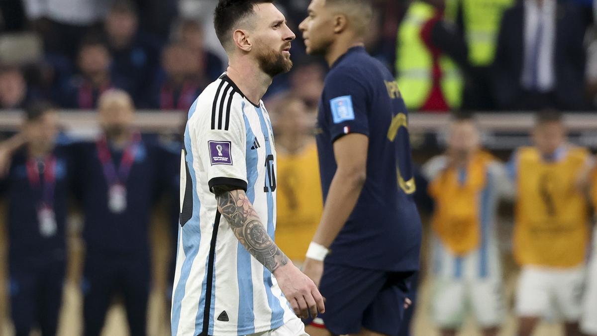 Messi y Mbappé, durante la final del Mundial de Qatar.