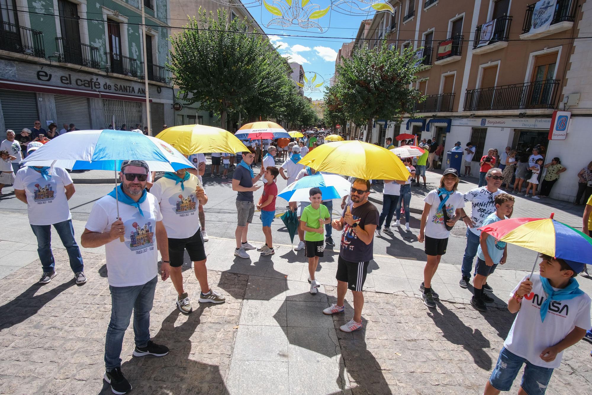 Segundo día de "Correr la traca" y suelta de globos de las Fiestas Mayores de Elda