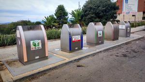 Una isla de contenedores soterrados de la avenida Josep Gramunt i Subiela, en el barrio de Tarragona II, que se retirarán en los próximos meses.