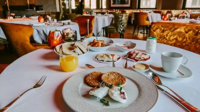 A dos horas de Madrid, un hotel salmantino nominado al 'Mejor Desayuno' celebra la tradición familiar con un emotivo homenaje a su abuela Eunice