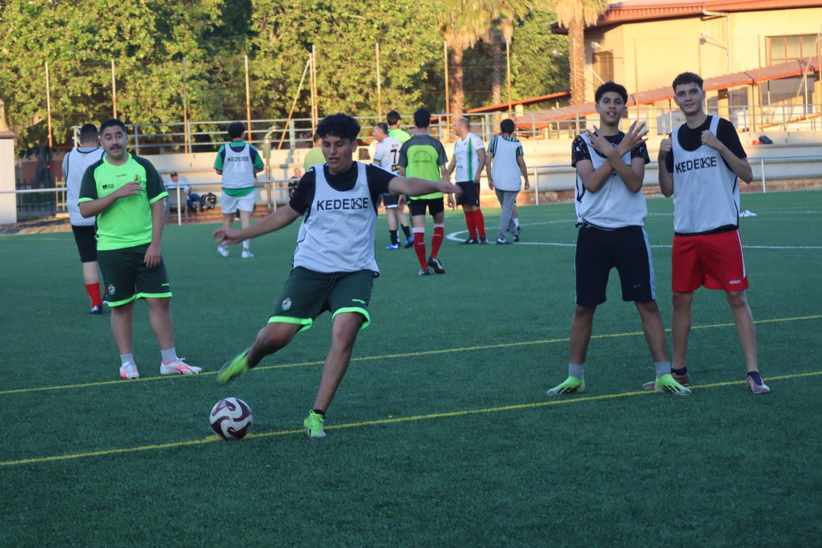 Entrenamiento de los equipos de la liga de fútbol inclusivo del Atlético Veracruz