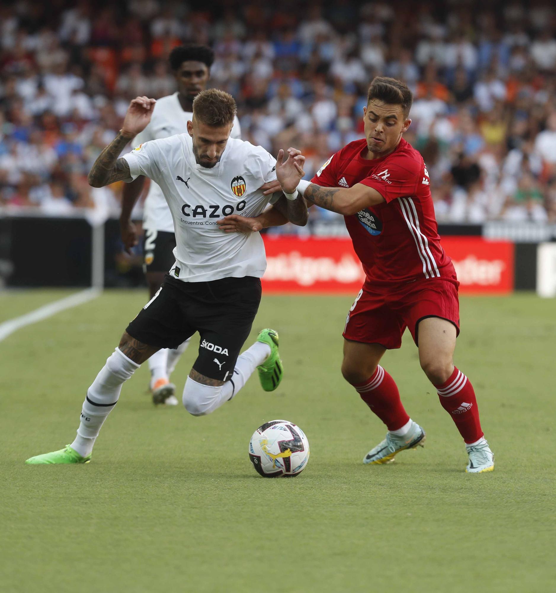 La victoria del Valencia CF ante el Celta de Vigo, en imágenes