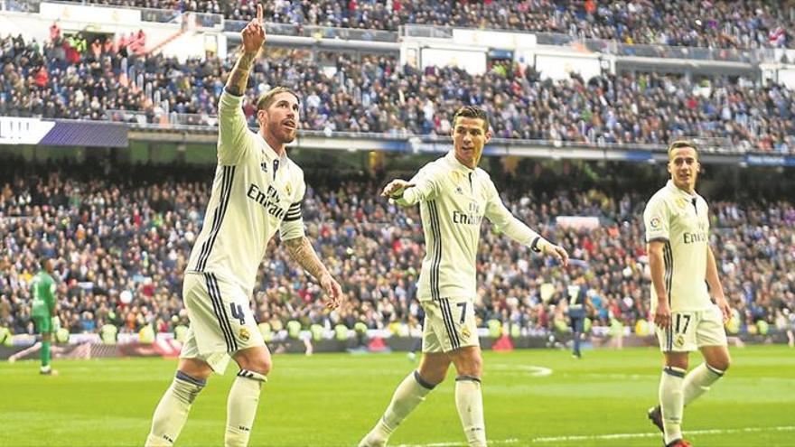Ramos da el ‘título’ de invierno al Real Madrid