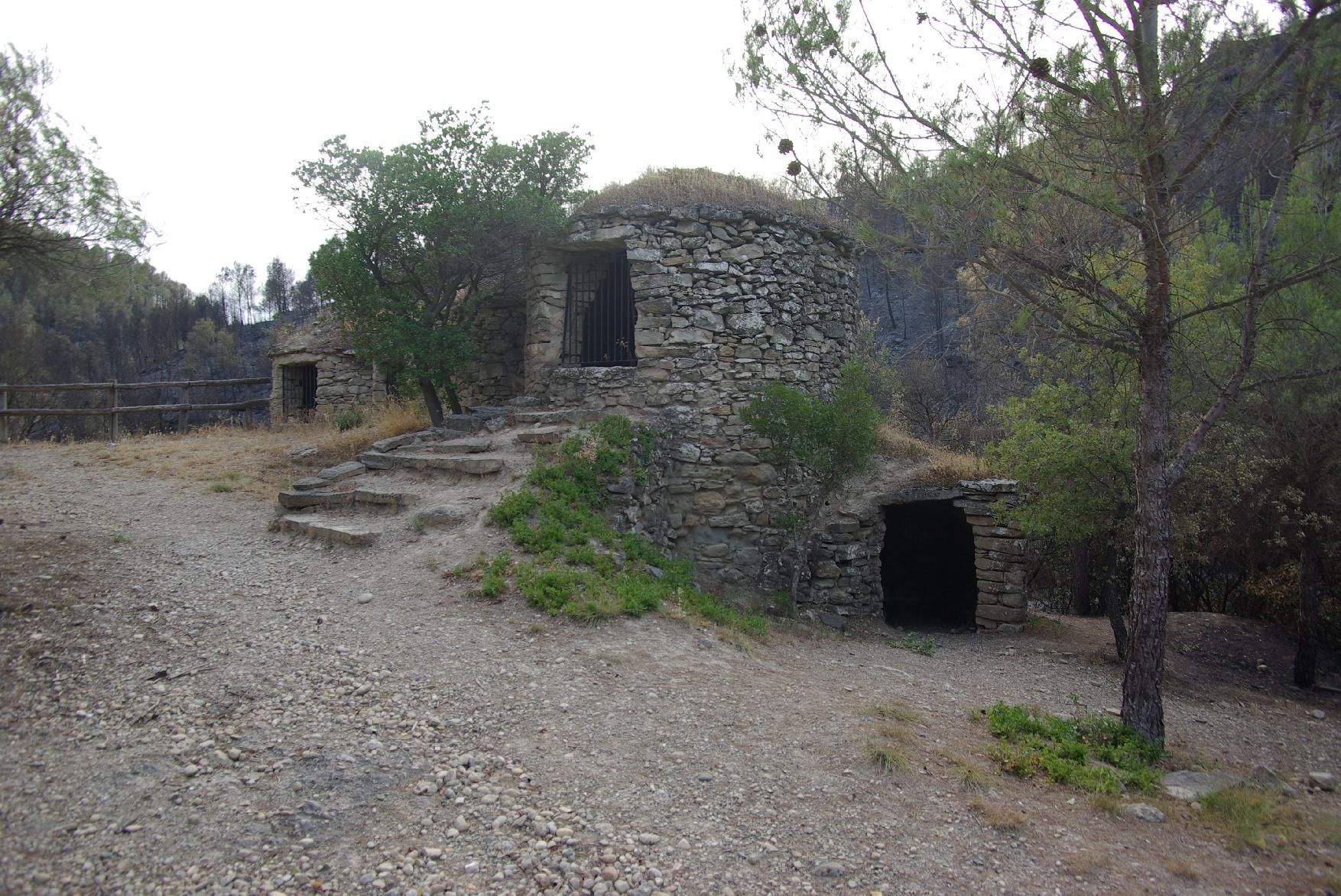 El foc envolta de cendra les tines de la Vall del Flequer