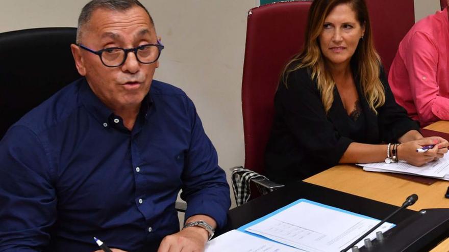 Javier Gestal y Susana Guimarey en un pleno. | Víctor Echave