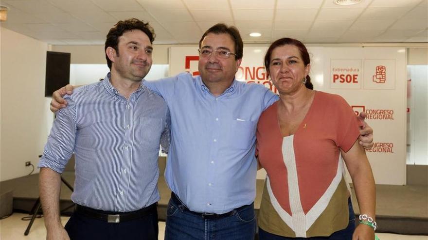 4.473 militantes del PSOE votaron a Vara, 1.705 a Eva Pérez y 622 a Enrique Pérez