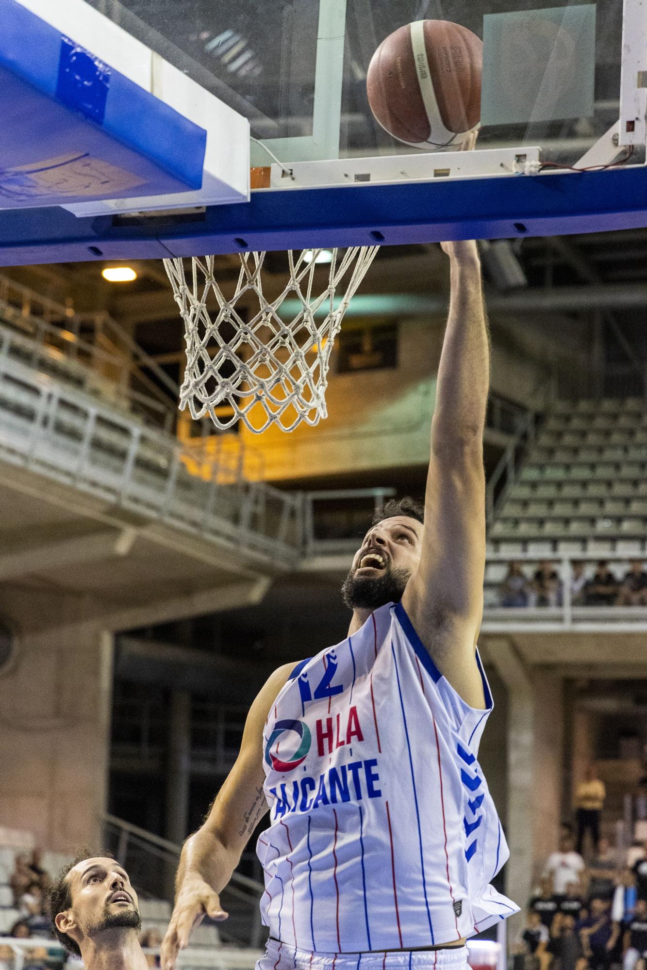 El HLA Alicante rinde homenaje a  Llompart con una victoria ante el Albacete Basket