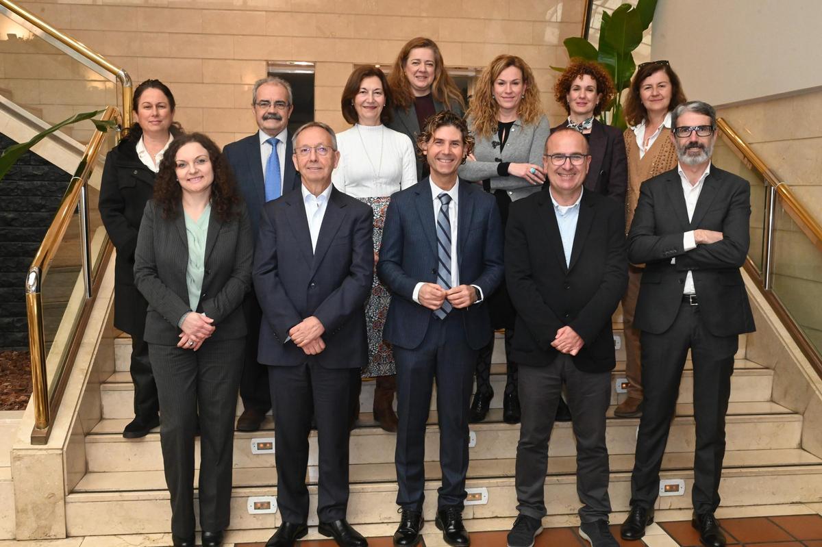 Parte de los integrantes del jurado técnico de Empresa del Año, conformado por representantes de 17 organismos públicos, compañías, entidades privadas y asociaciones de diferentes sectores.