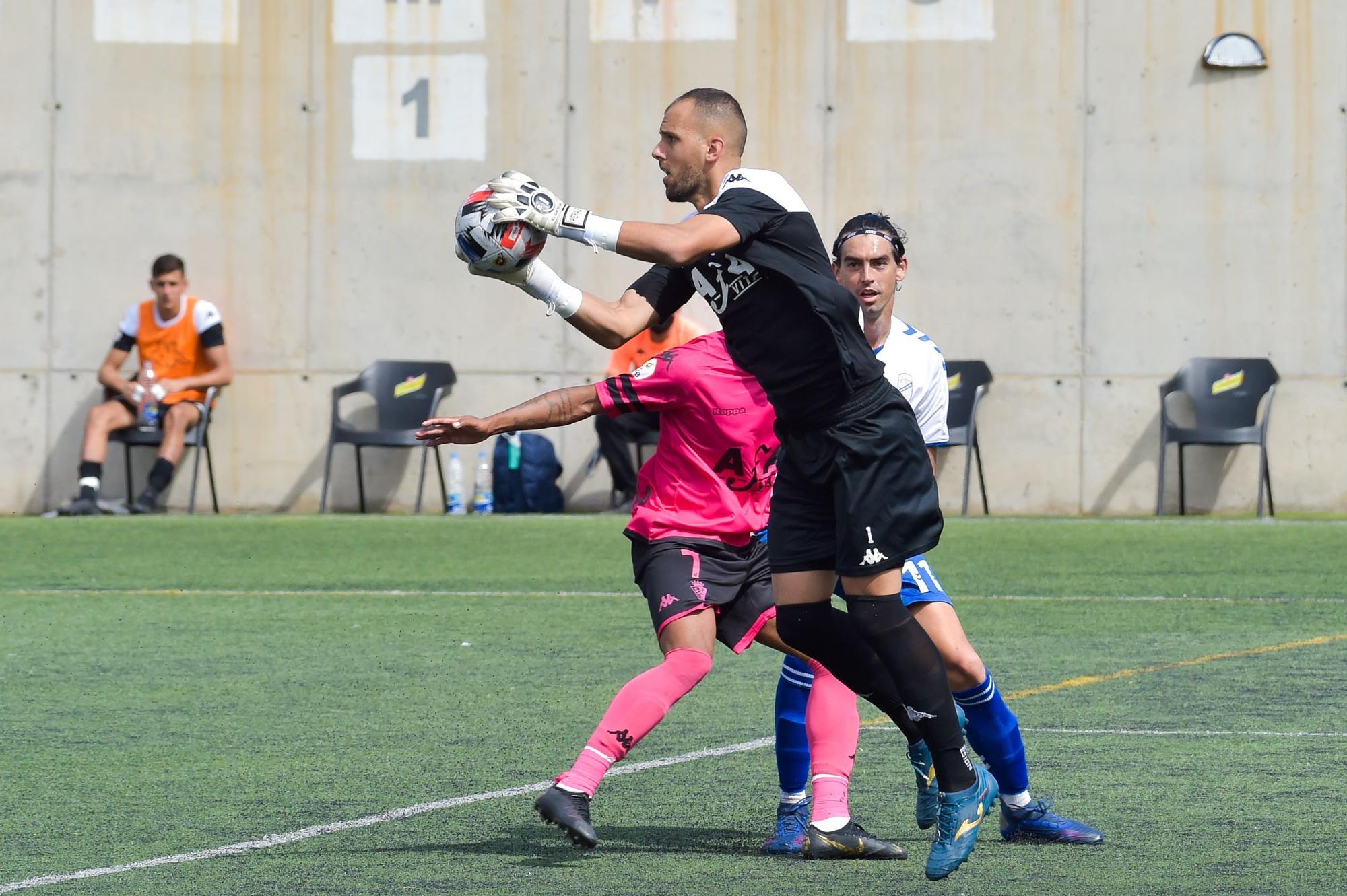 Tablas en el debut de la UD Tamaraceite en 2ªB ante el San Fernando