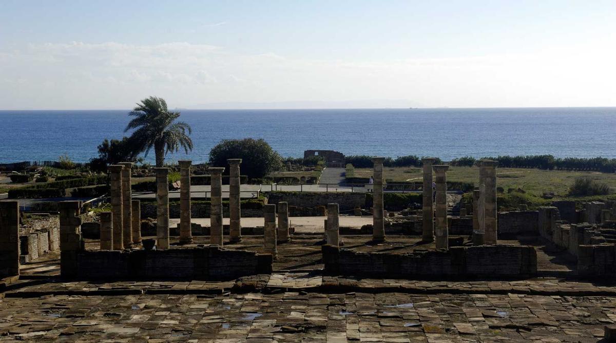 Teatro de Baelo Claudia (Playa de Bolonia, Cádiz)