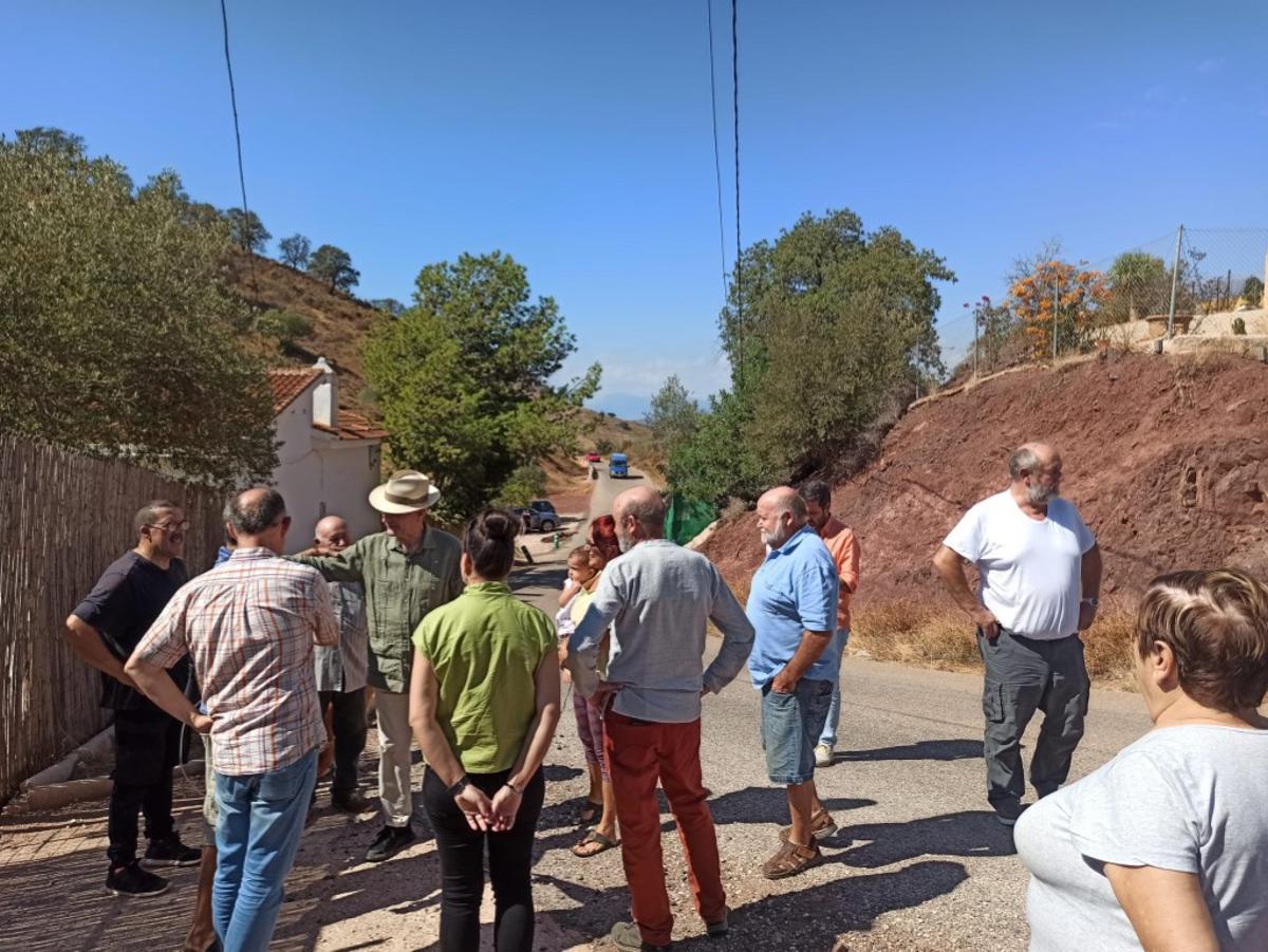 Visita en 2024 del alcalde Francisco de la Torre a la zona donde iría el centro de gestión de residuos, a 2 kilómetros de la Junta de los Caminos.