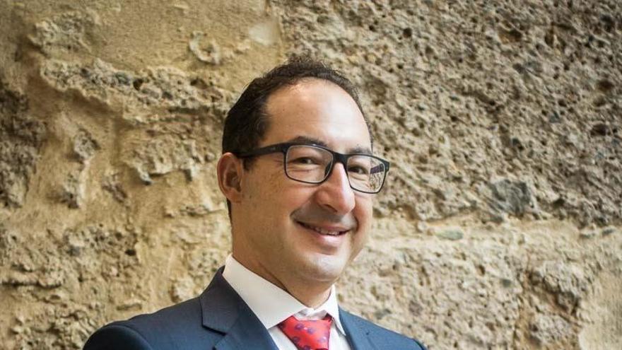 «La obra inacabada del Palacio de la Cultura es un lastre para el barrio de San Gregorio»