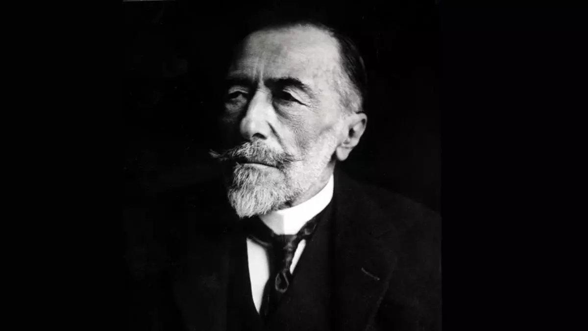 El escritor británico de origen polaco Joseph Conrad.