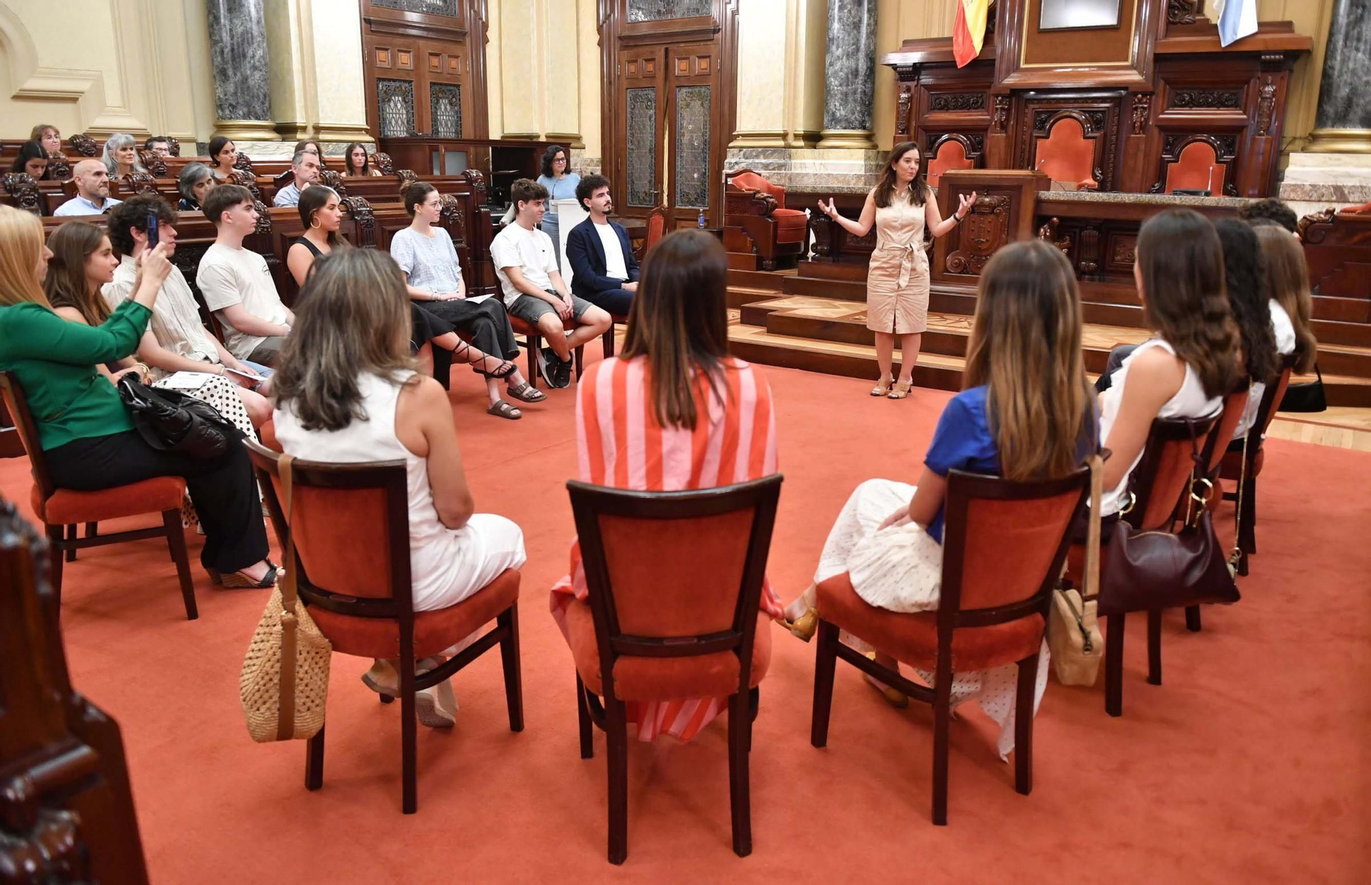 Homenaje en María Pita a los alumnos con mejores expedientes en la PAU 2025