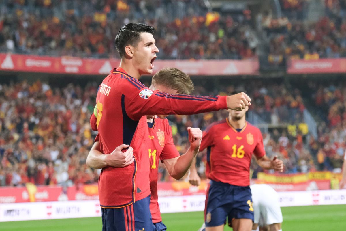 La Roja juega en Málaga contra Noruega, en imágenes