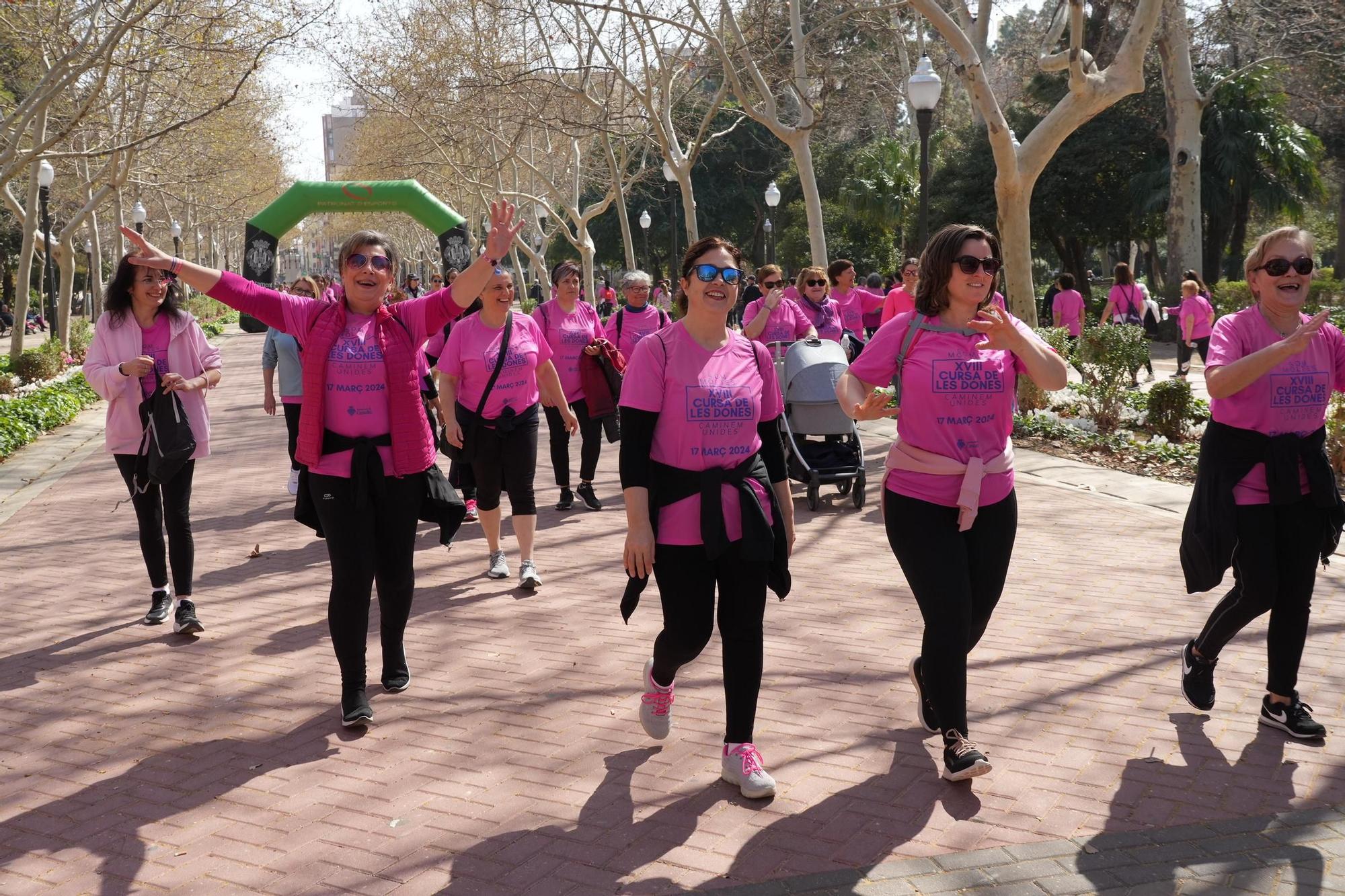 Todas las imágenes de la XVIII 'Cursa de les Dones' de Castelló