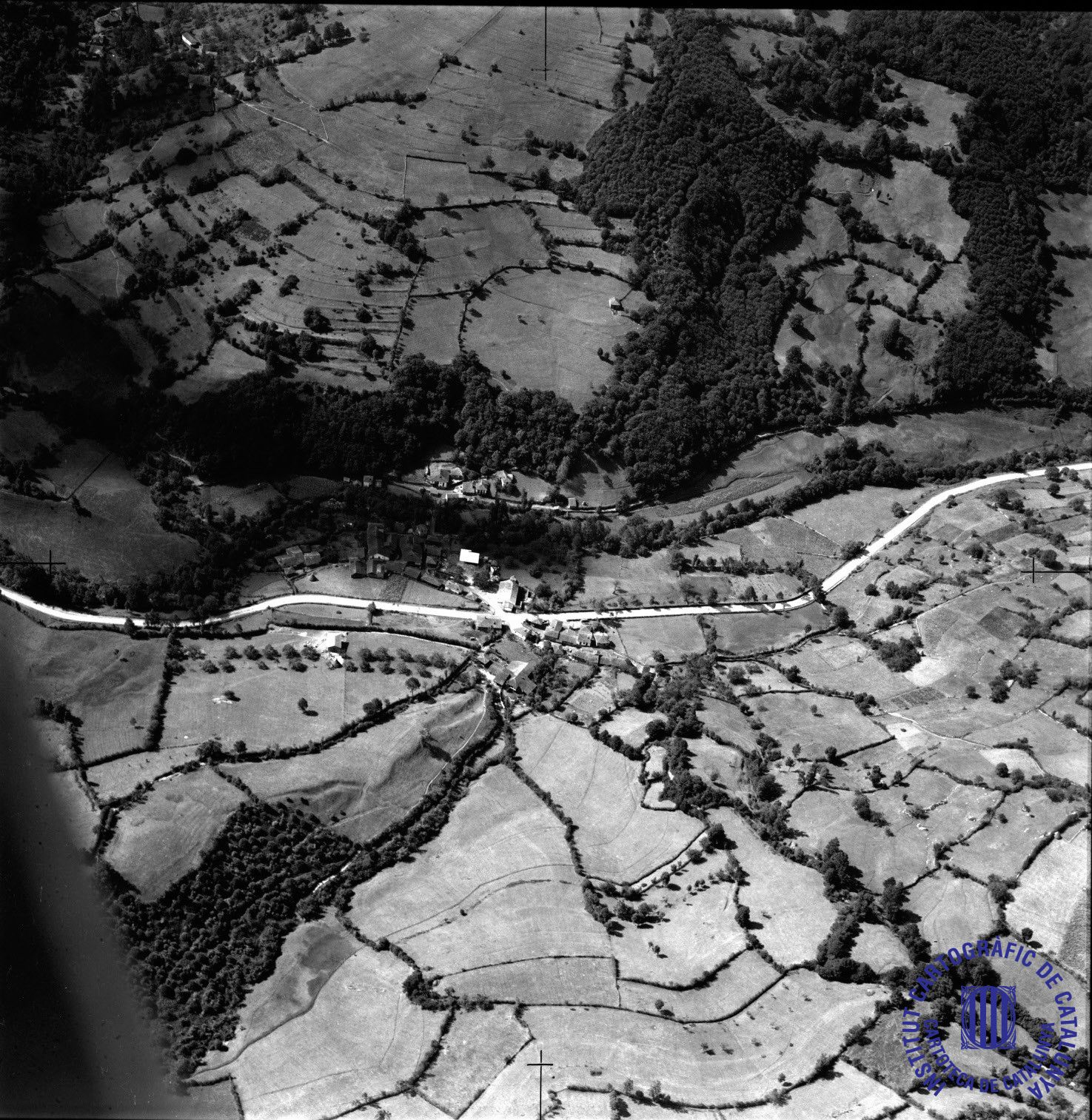 Un vuelo al pasado: así era Asturias, desde el aire, en 1962