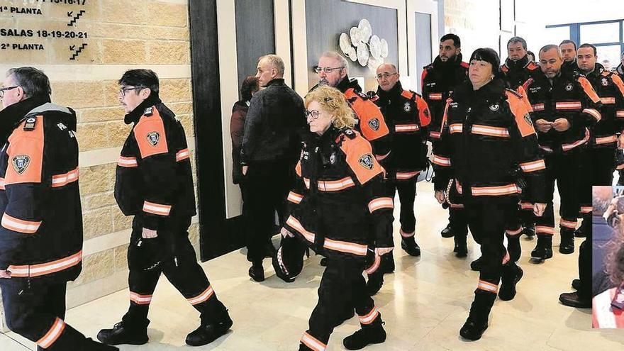 El homenaje de Protección Civil a su compañera fallecida en León, en imágenes