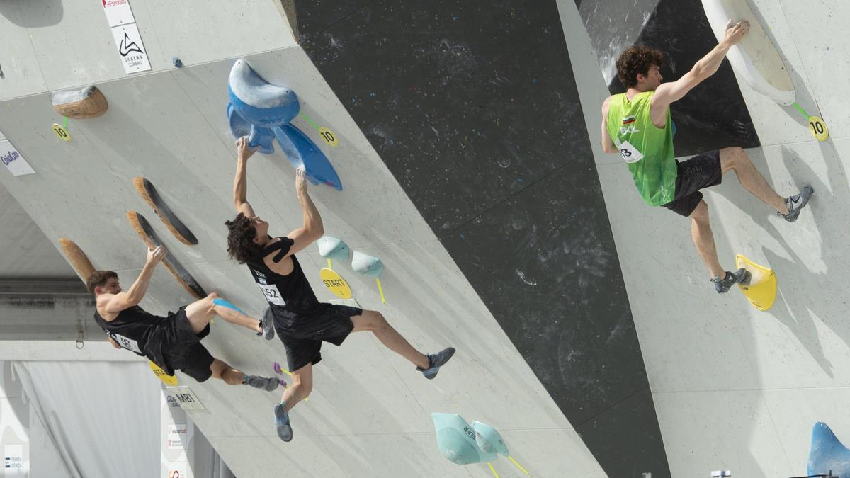 Pruebas clasificatorias de ‘boulder masculino’ para el campeonato de Europa de escalada