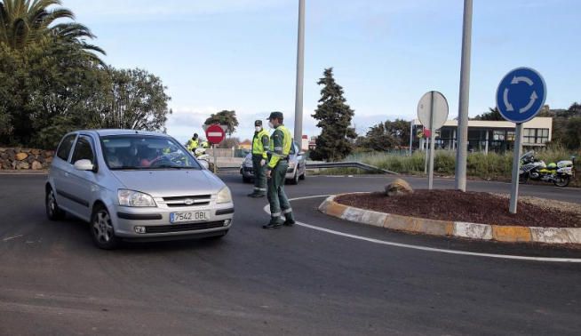 Control de la Guardia Civil en la TF-5