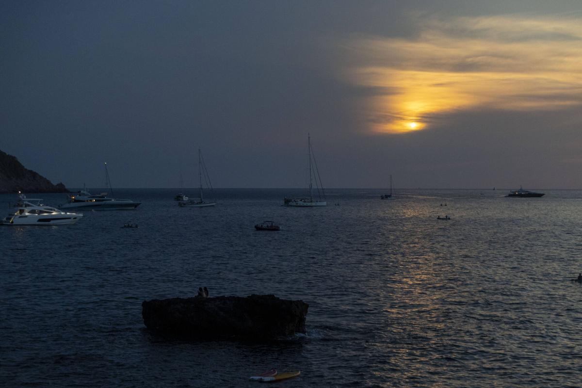 Las imágenes del eclipse del siglo en Mallorca (Port des Canonge)