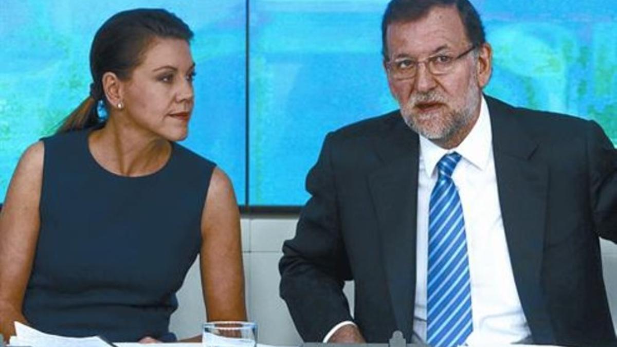 María Dolores de Cospedal y Mariano Rajoy, en una reunión del comité ejecutivo nacional del PP, el pasado 6 de mayo en Madrid.