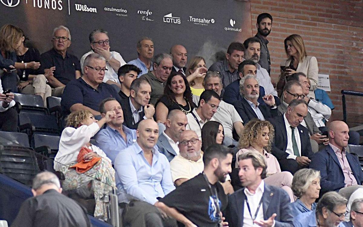 Todas las imágenes del Real Madrid - Barcelona en la Supercopa de Murcia