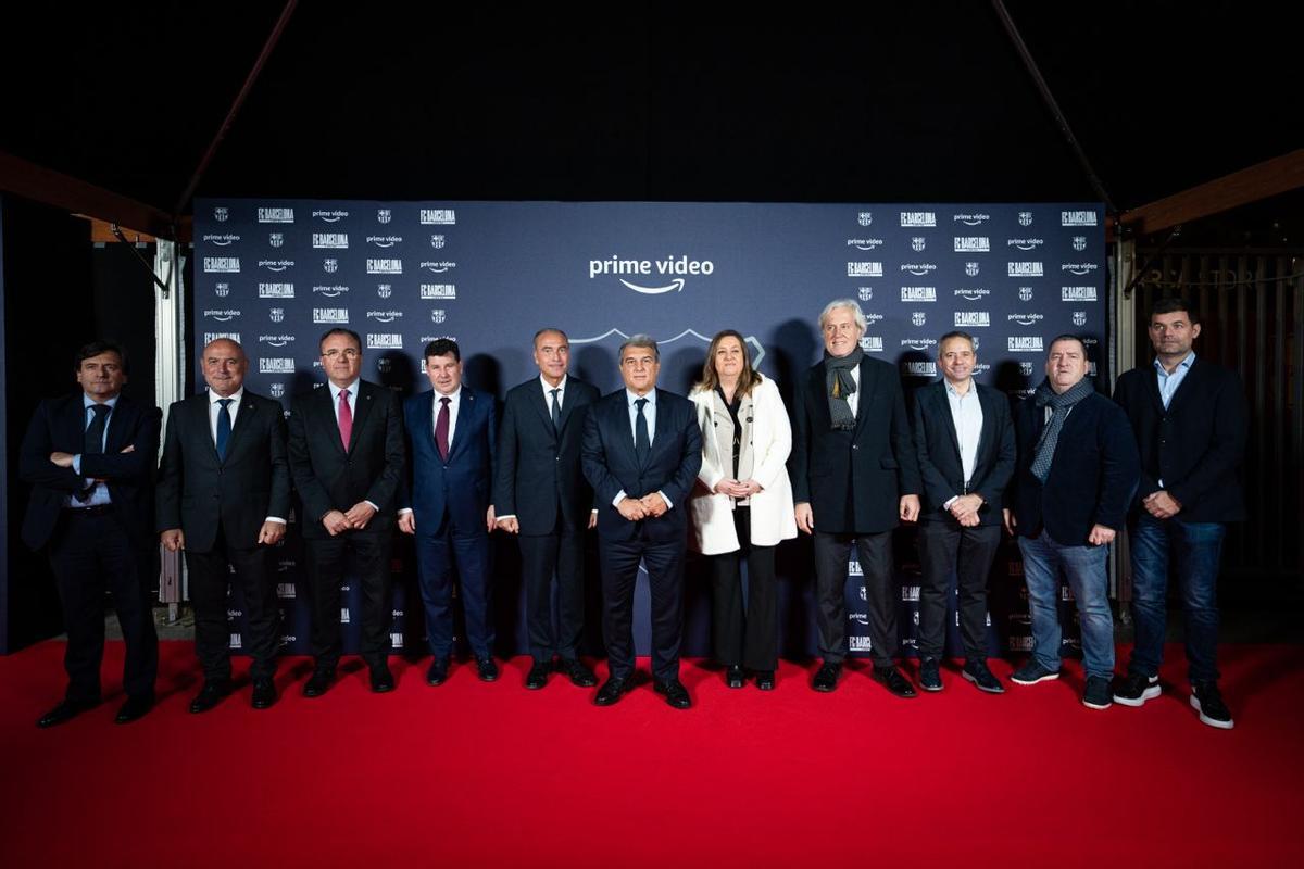 La Junta Directiva presente en la premiere de New Era