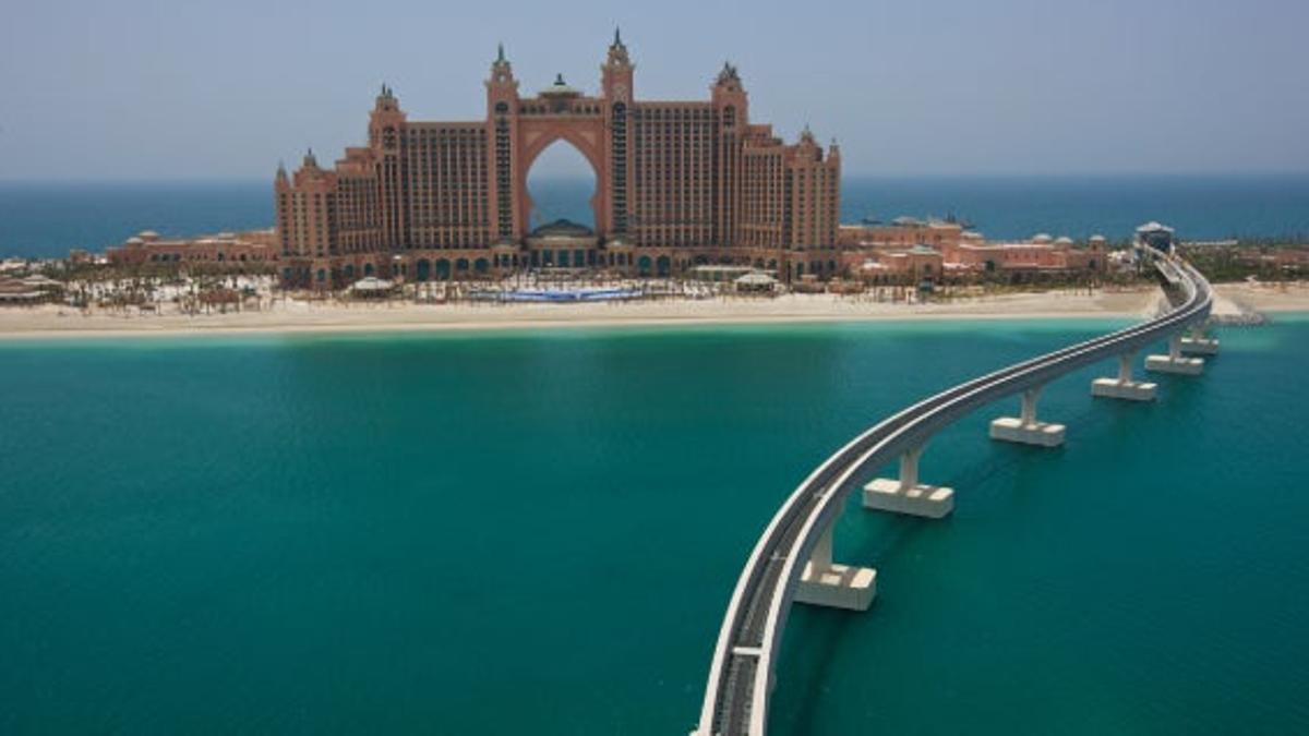 Atlantis, un resort con tiburones en las playas de Dubai