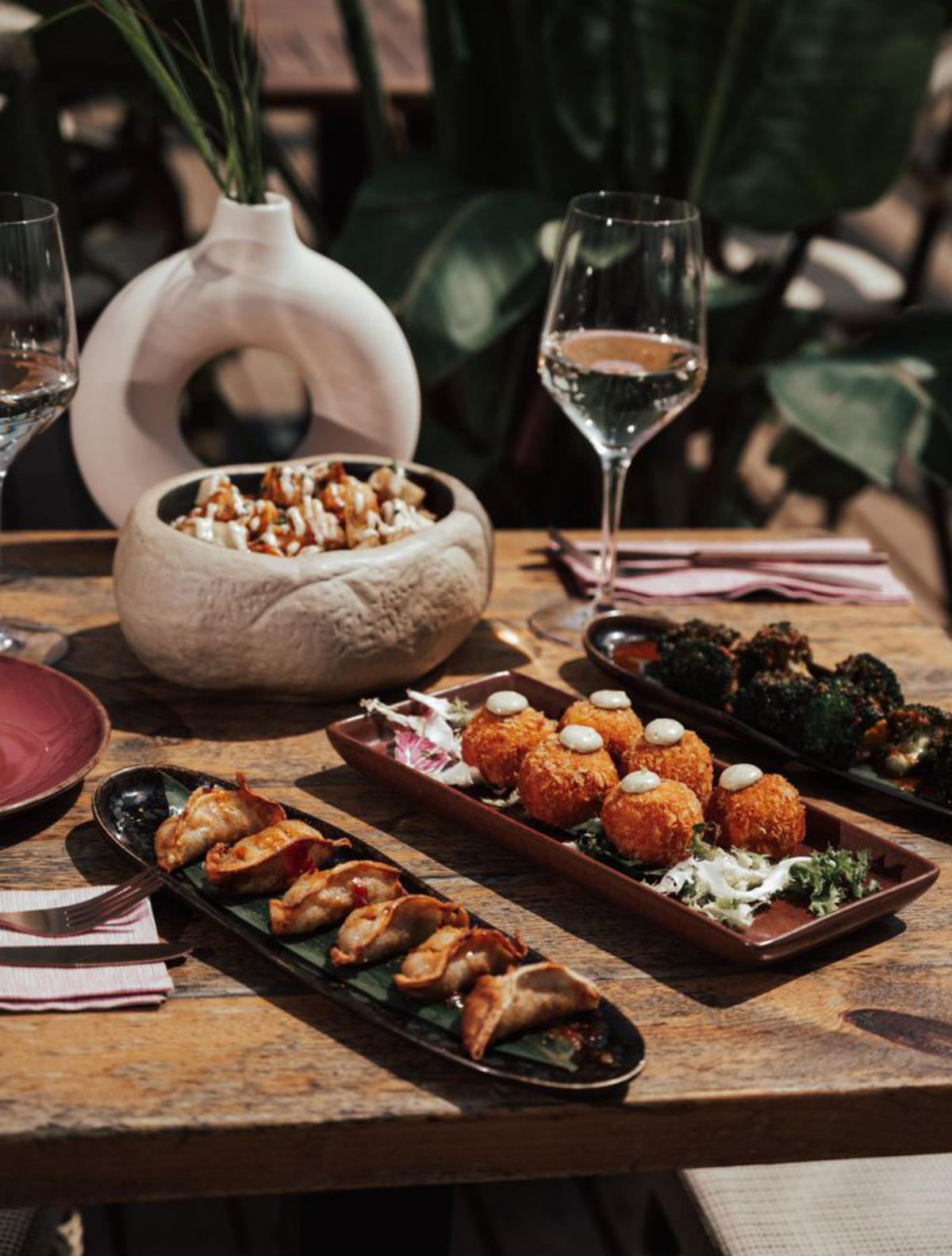 Santo Pitote, la mejor combinación de gastronomía y ocio frente al mar