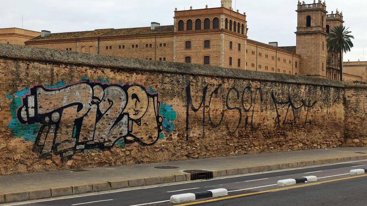 El monasterio está hoy en un entorno que no lo pone en valor.