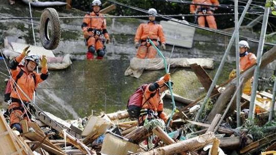 Japón busca a los desaparecidos por el tifón &#039;Talas&#039;, que suma ya 42 muertos