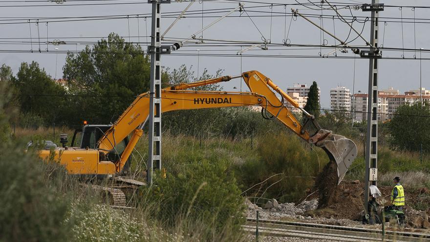 Adjudicadas las obras para vías de ancho estándar entre Castelló y Vandellòs