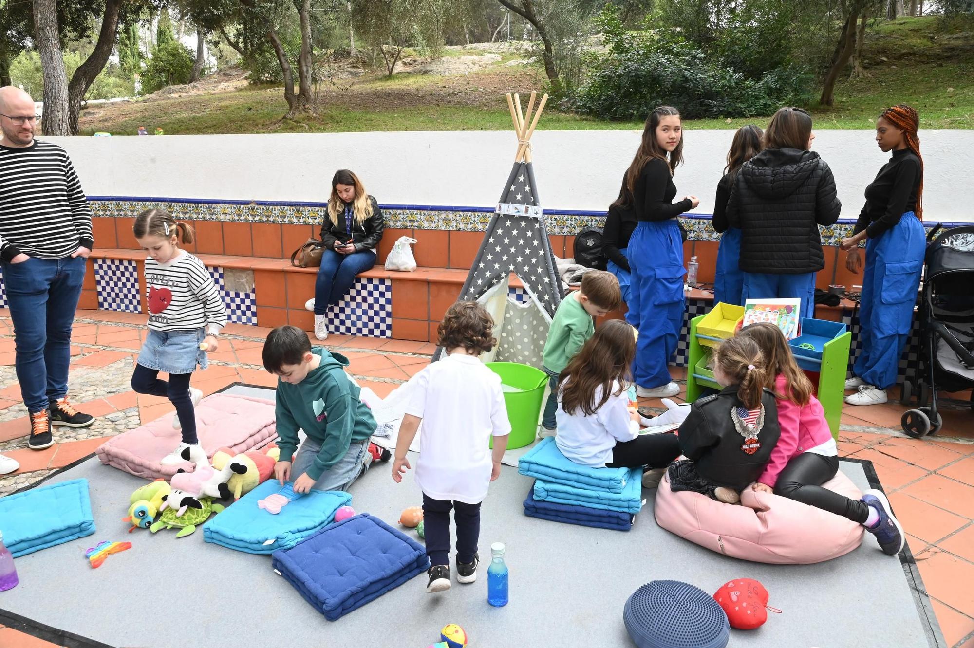 Fotos de la Festa de la Diversitat para visibilizar el autismo en Vila-real