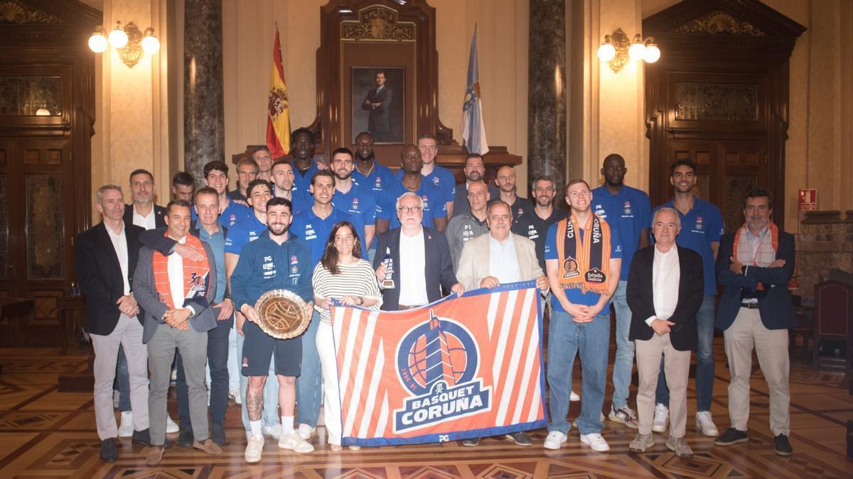 Recepción municipal al Leyma Coruña tras el ascenso a ACB