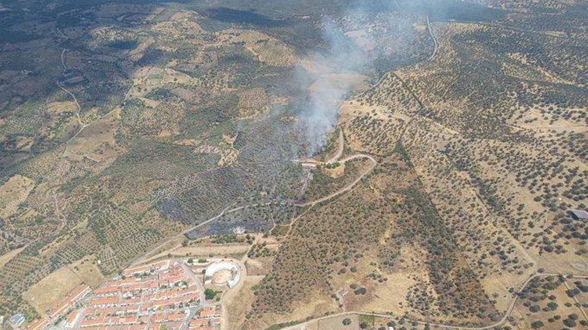 El Plan Infoex ha declarado el nivel 1 de alerta en un fuego en Madroñera.