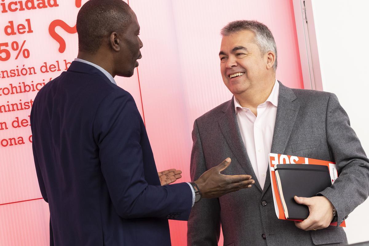 Ferraz i el PSOE canari es coordinen per minimitzar el cost electoral