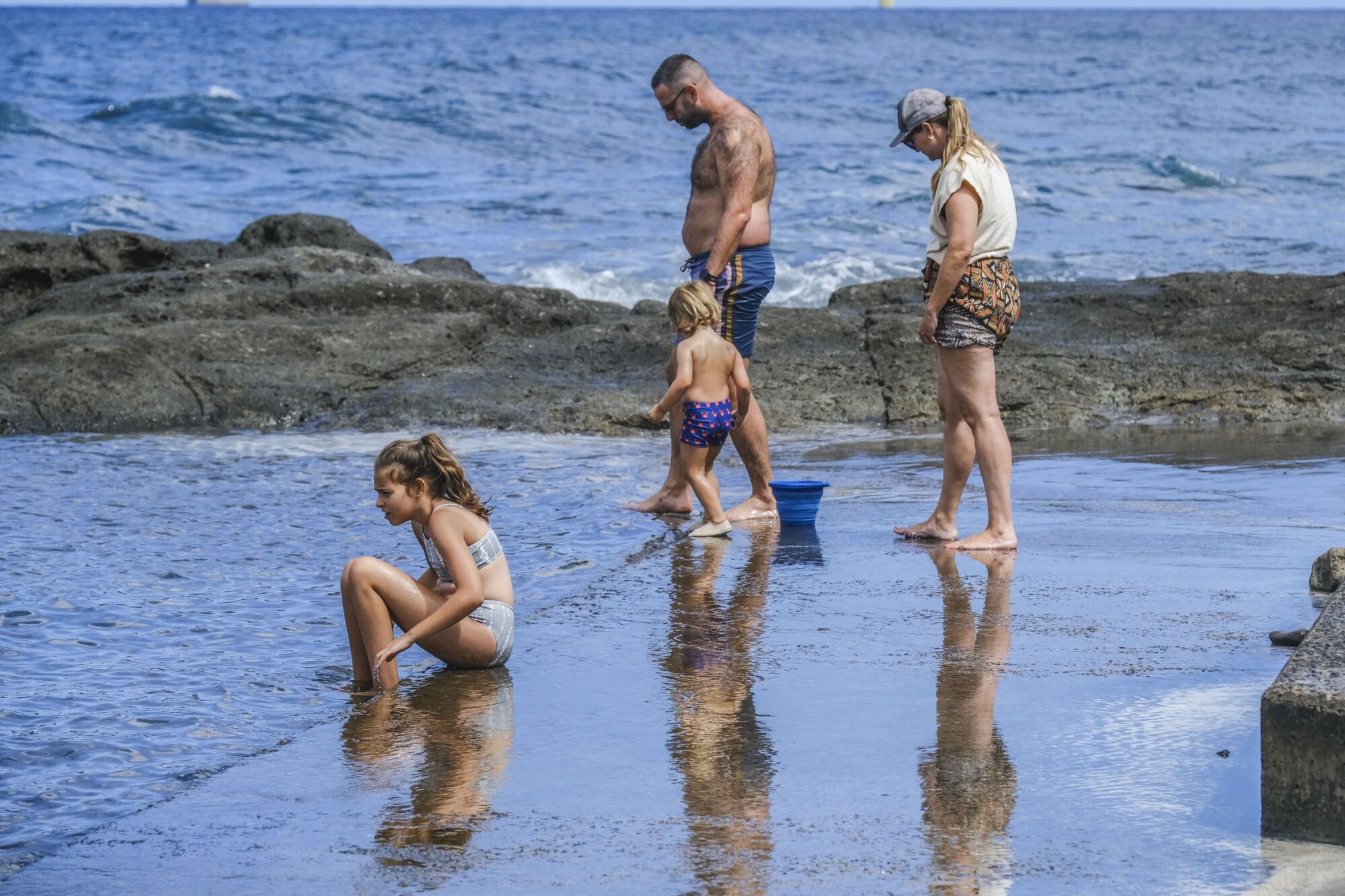 Un día de verano en la playa de La Laja