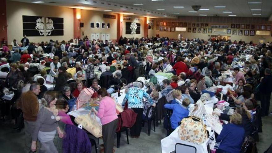 La Trobada de Bolilleres de Borriana reune a 1.000 personas por Sant Blai