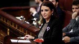 GRAF7533 . MADRID, 05/01/2020.-La portavoz parlamentaria del PSOE, Adriana Lastra, durante su intervención en la segunda jornada del debate de investidura de Pedro Sánchez como presidente del Gobierno este domingo en el Congreso de los Diputados
