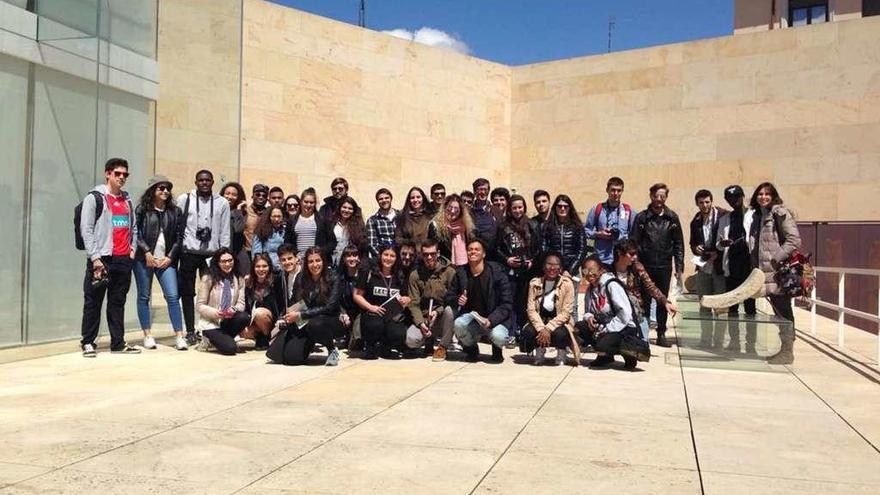 38 alumnos de arquitectura de Portugal visitan el Consultivo