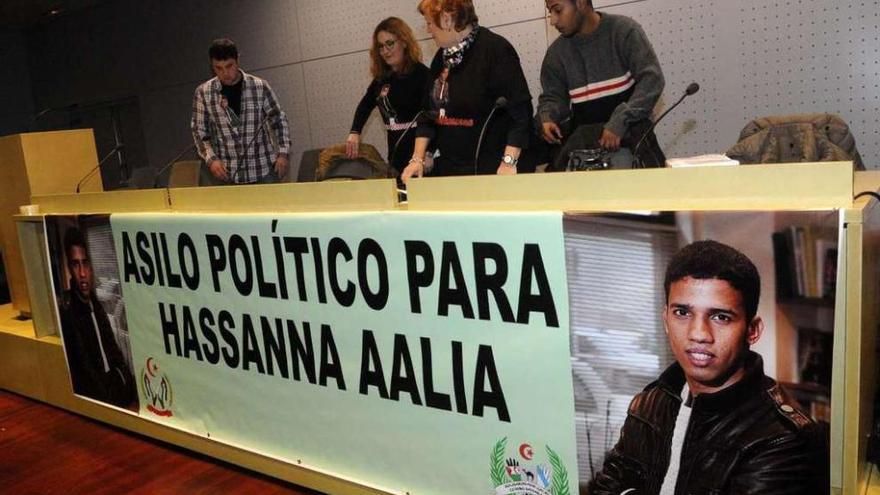 Miembros de la directiva Solidariedade Galega en la reunión del viernes en el Auditorio. // Noé Parga
